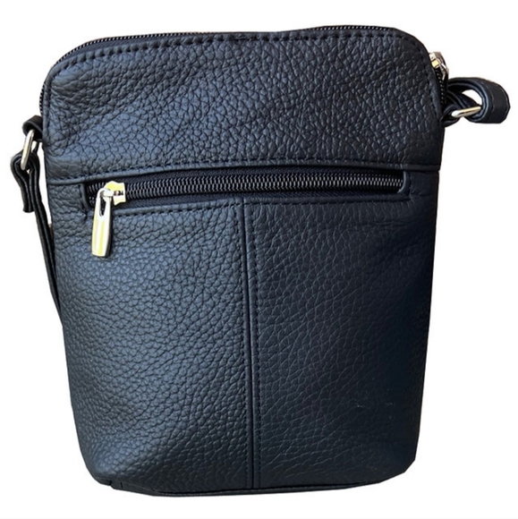 NEW WITH TAGS, Black 100% Cowhide Leather purse.7”L X 7 ½” H X 3”W - Picture 2 of 6